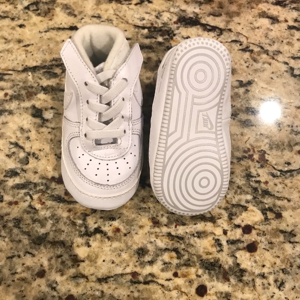 New Nike Air Force 1